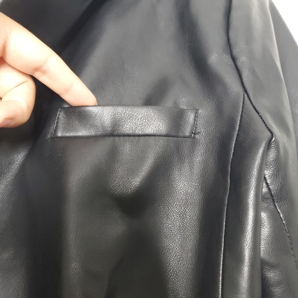 BCBG Maxazria Womens Faux Leather Jacket Small Black Moto Biker Lined - Picture 11 of 16